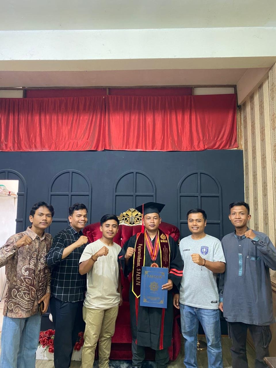 Pajar Aktivis Madina Tegaskan: Adab Lebih Tinggi dari Ilmu, Saat Guru dan Orang Tua Harusnya Saling Mendidik